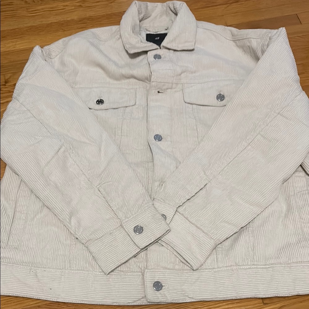 H&M Cream Lightweight Shirt Jacket Versatile Style